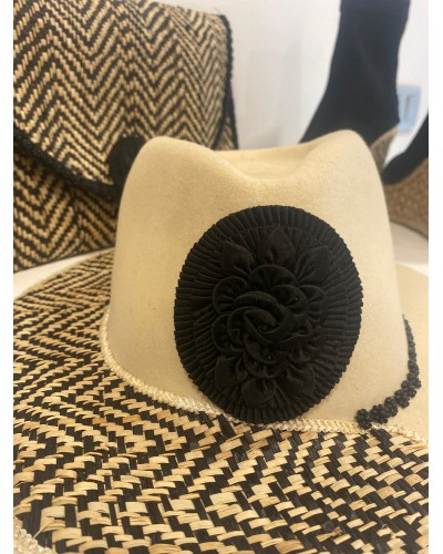 Sombrero Loletta  Modelo Intenzione